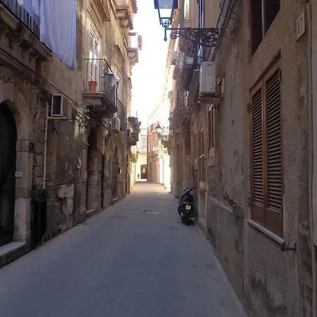 Casa Gaia Ortigia شقة سيراكوزا