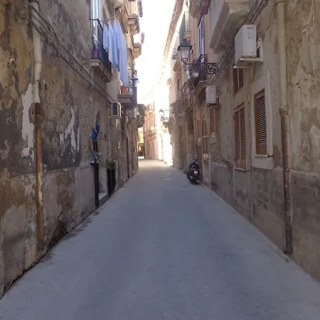 Casa Gaia Ortigia شقة سيراكوزا